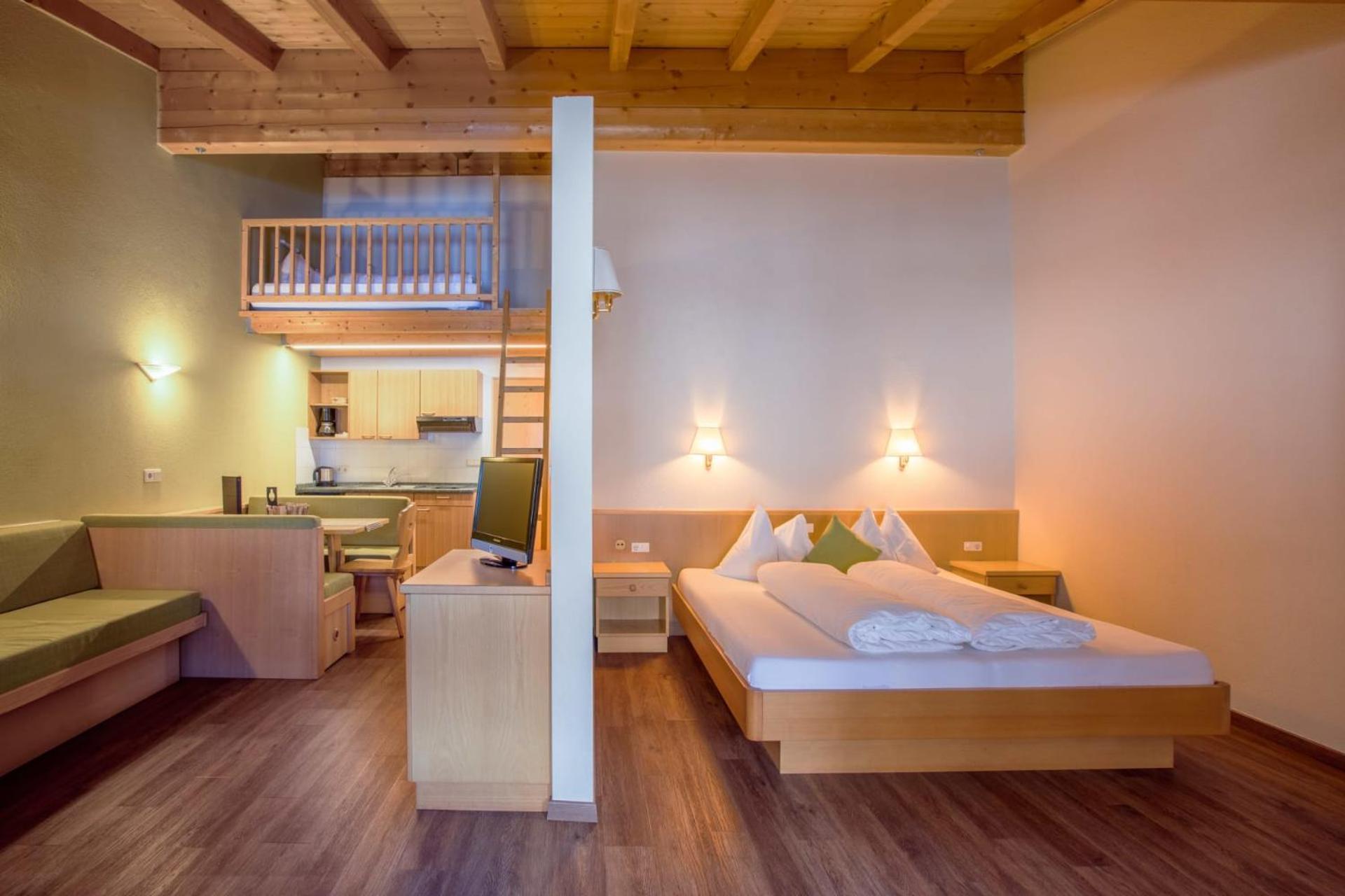 Mountain Living Apartments ซานวาเลนตีโน อัลลา มูตา ภายนอก รูปภาพ