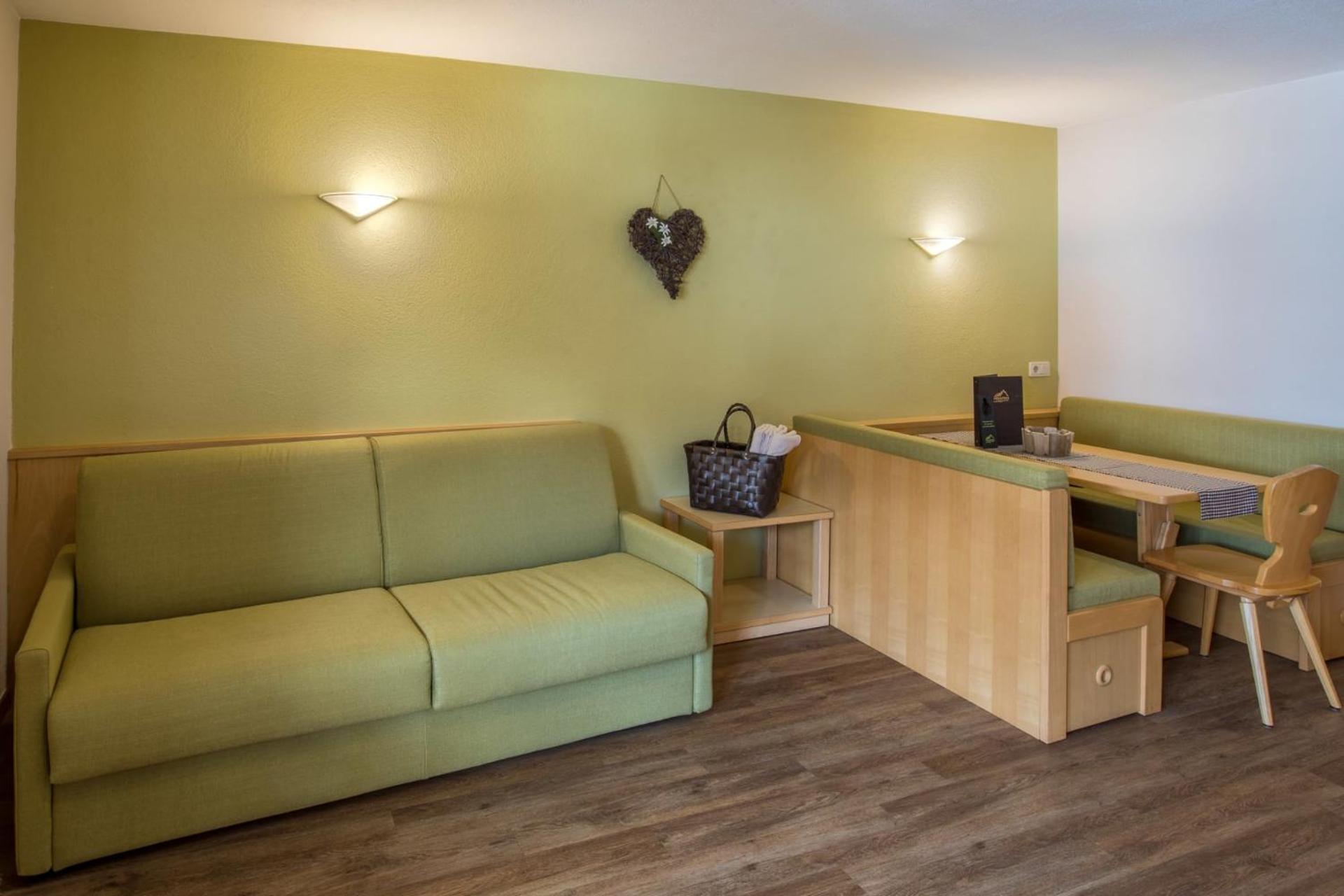 Mountain Living Apartments ซานวาเลนตีโน อัลลา มูตา ภายนอก รูปภาพ