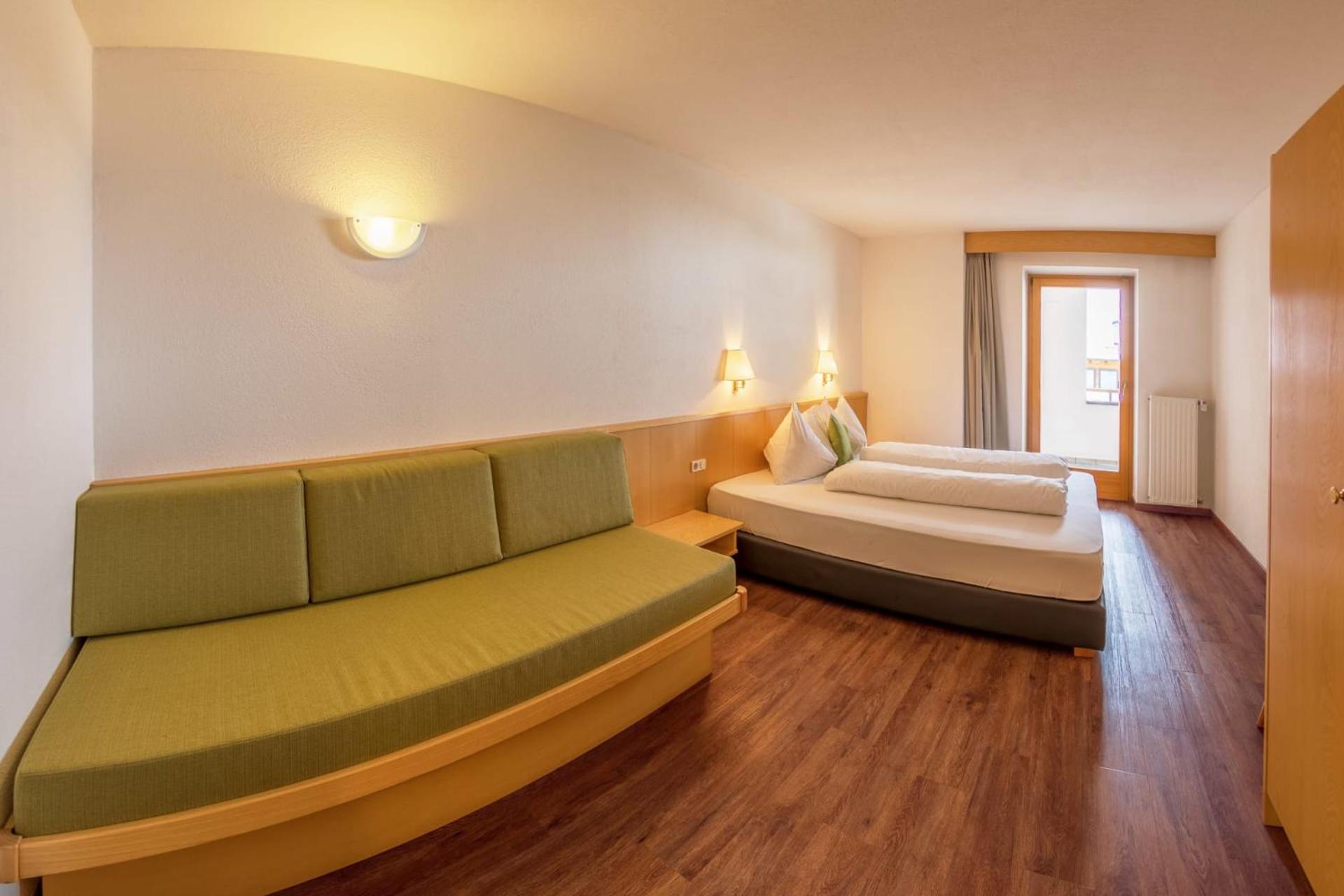 Mountain Living Apartments ซานวาเลนตีโน อัลลา มูตา ภายนอก รูปภาพ