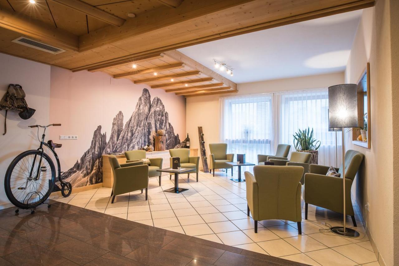 Mountain Living Apartments ซานวาเลนตีโน อัลลา มูตา ภายนอก รูปภาพ